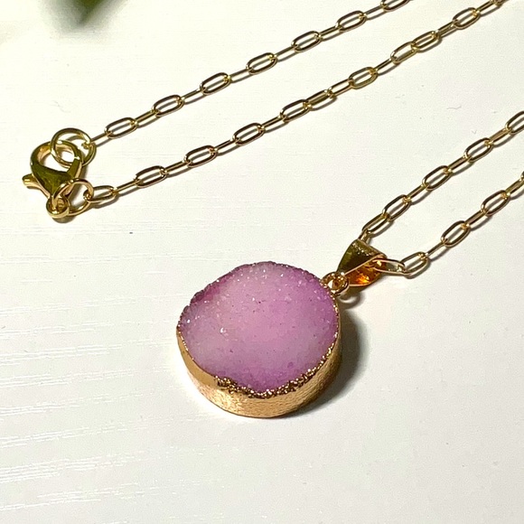 Lovely Druzy Quartz Pendant with Delicate Gold Tone Chain - Picture 2 of 4